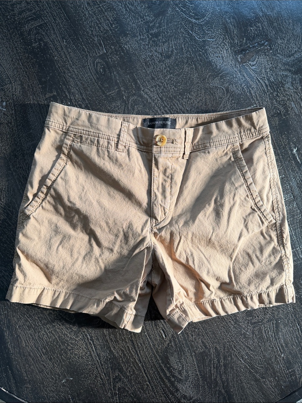 Banana Republic Women's Light Beige Cotton Shorts